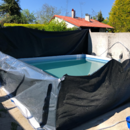 Accessoires et Produits d'Entretien : Astuces et Solutions pour une Piscine Impeccable Jouy-le-Moutier